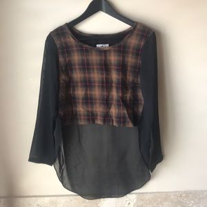 LF - never worn long sleeve crop top